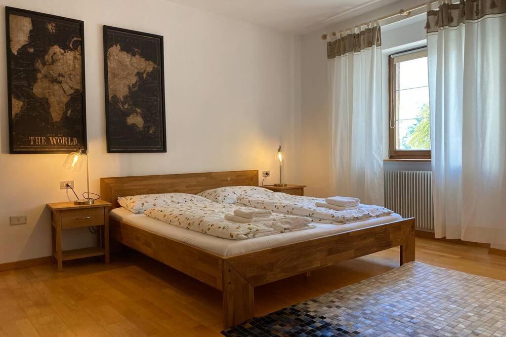 Grosse Wohnung Mit Garagenparkplatz Fiè Buitenkant foto